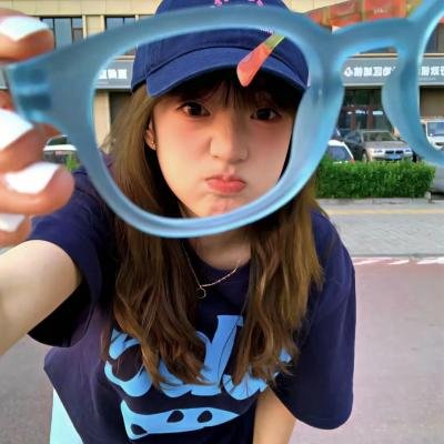 裴先生他每天都在捂马甲